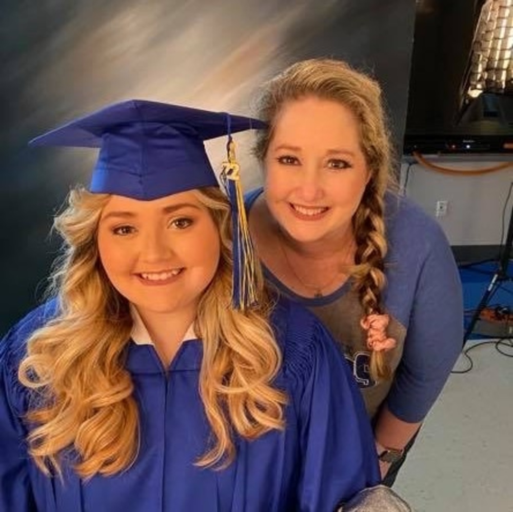 Meet your Posher, Holly